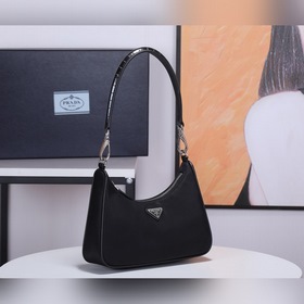 PRADA сумка Hobo с ручкой из кожи с крокодиловым узором, модель 1