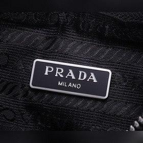 PRADA сумка Hobo с ручкой из кожи с крокодиловым узором, модель 1
