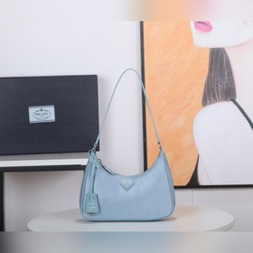 PRADA Hobo сумка в форме полумесяца, модель 1NE204 Изготовлена из