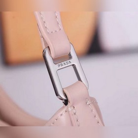 PRADA Подержанная сумка под мышку Артикул： 1BC499 Популярная в эт