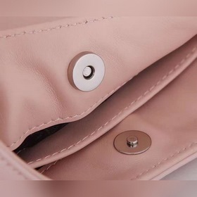 PRADA Подержанная сумка под мышку Артикул： 1BC499 Популярная в эт