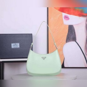 PRADA Подержанная сумка под мышку Артикул： 1BC499 Популярная в эт