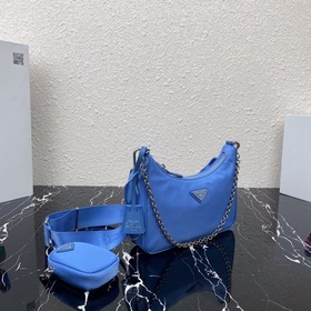 Нейлоновая сумка Prada Hobo, модель： 1BH204 Сеть сестричек-блогер