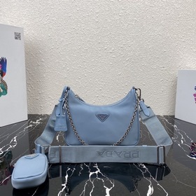 Нейлоновая сумка Prada Hobo, модель： 1BH204 Сеть сестричек-блогер