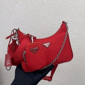 Нейлоновая сумка Prada Hobo, модель： 1BH204 Сеть сестричек-блогер