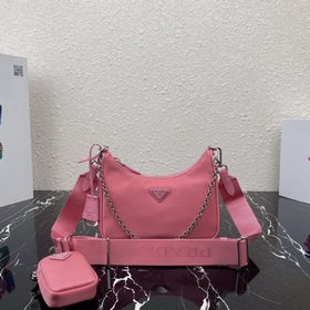 Нейлоновая сумка Prada Hobo, модель： 1BH204 Сеть сестричек-блогер