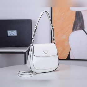 PRADA Новая подержанная сумка под мышку/большая сумка с клапаном
