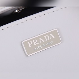 PRADA Новая подержанная сумка под мышку/большая сумка с клапаном 