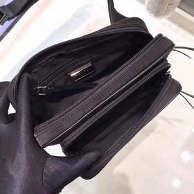 Новая сумка PRADA, модель 1BL010 Мода на поясные сумки среди знам