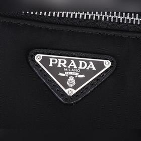 PRADA поясная сумка/грудная сумка Модель： 301 Этот поясной мешок 