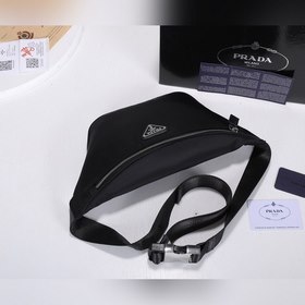 PRADA поясная сумка/грудная сумка Модель： 301 Этот поясной мешок 