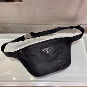 PRADA поясная сумка/грудная сумка, модель 2VL033, с пластиковой э