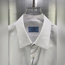 Мужская рубашка PRADA Очень сдержанный стиль и дизайн, но когда д