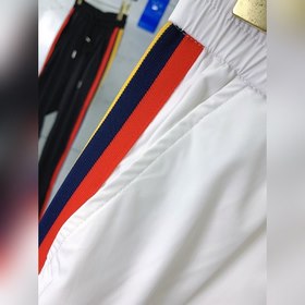 Prada модные брюки с логотипом Отлично сидят, удобны, с шнурком,