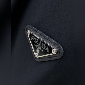 Prada модные брюки с логотипом Отлично сидят на фигуре, удобны, с