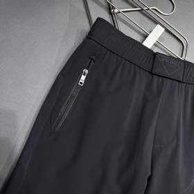 Классические брюки с логотипом бренда Prada Изготовлены из специ
