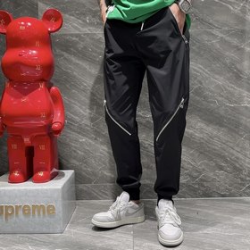 Классические брюки с логотипом бренда Prada Ткань изготовлена зак