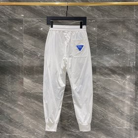 Классические брюки с логотипом бренда Prada Ткань изготовлена зак