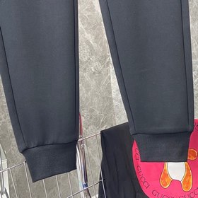 Классические брюки с логотипом бренда Prada Ткань изготовлена зак
