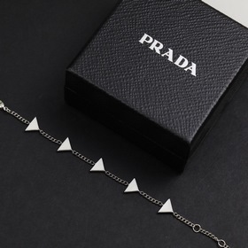 PRADA Белый треугольный браслет с логотипом, элегантный стиль, s9