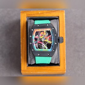 Richard Mille (RM68-01) Серия Tourbillon Я представляю вам часы,