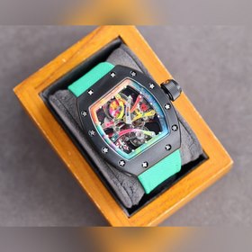Richard Mille (RM68-01) Серия Tourbillon Я представляю вам часы, 