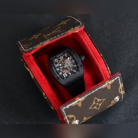 Richard Mille RM010n – новая технология, более авангардный дизайн