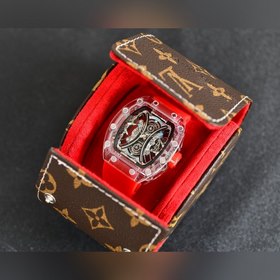 Richard Mille RM 053-02 впечатляет 1. Основан на миллионных подли