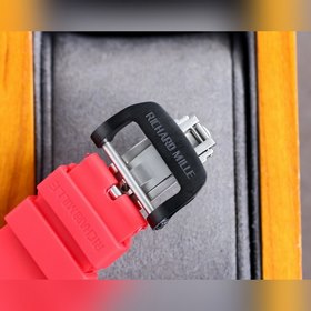 Ричард Милле (Модель часов： RM11-03) Искусство вышло на новый уро