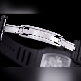 Серия Richard Mille RM11-FM Углеродное волокно воспроизводит ориг