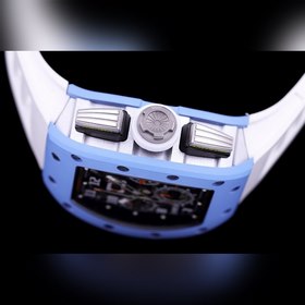 Серия Richard Mille RM11-FM , углеродное волокно воспроизводит ор