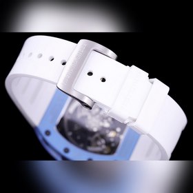 Серия Richard Mille RM11-FM , углеродное волокно воспроизводит ор