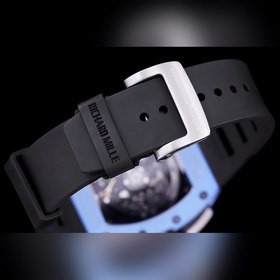 Серия Richard Mille RM11-FM , углеродное волокно воспроизводит ор