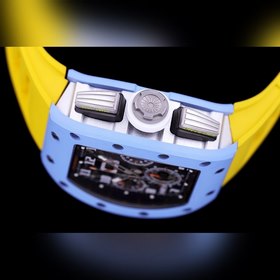 Серия Richard Mille RM11-FM , углеродное волокно воспроизводит ор