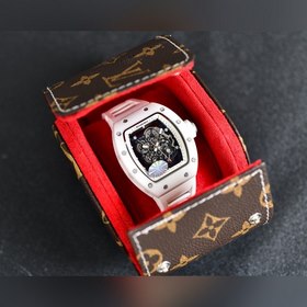 Richard Mille RM035-AMERICA5 Верхняя и нижняя части корпуса из к