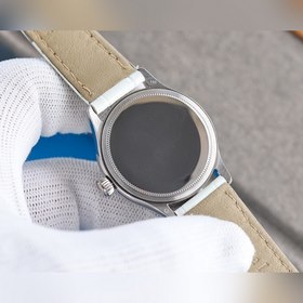 ROLEX Rolex . Элегантный и простой внешний вид, утонченный изящны