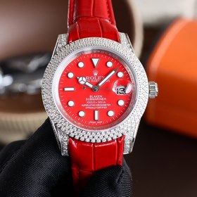 Самая классическая серия Rolex Submariner прошла повторную модифи