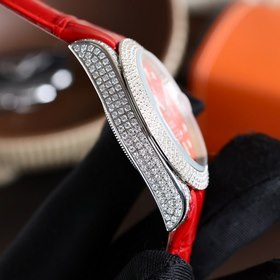 Самая классическая серия Rolex Submariner прошла повторную модифи