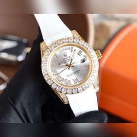 Самая классическая модель Rolex из серии Submariner, , прошла пов