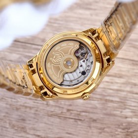 Rolex Datejust Лаконичный и элегантный дизайн, подчеркивающий ут