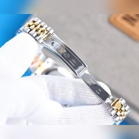 ROLEX Rolex Oyster Perpetual Day-Date II 31 серия с инкрустацией 