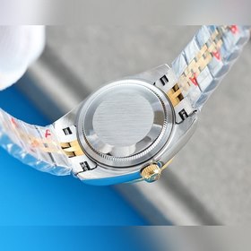 Женские часы Rolex ①Корпус размером 28 мм, изготовленный из нержа
