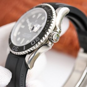 Rolex Yacht-Master 116655  Новая версия ремешка имеет рельефную 