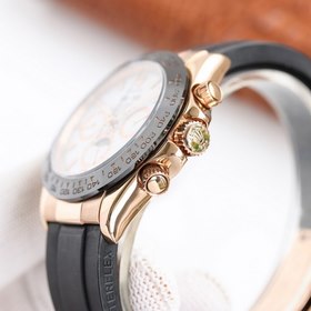 ROLEX Rolex Cosmograph Daytona Известен своей точностью и превос