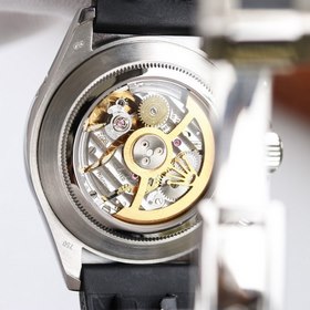 ROLEX Rolex Cosmograph Daytona Известен своей точностью и превос