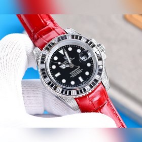 Самая классическая серия Rolex Submariner прошла повторную модифи