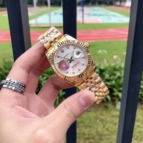 Часы Rolex серии Datejust оснащены импортным механизмом 2813. Нек