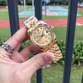 Часы Rolex серии Datejust оснащены импортным механизмом 2813. Нек