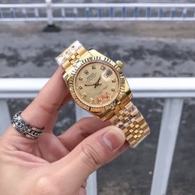 Часы Rolex серии Datejust оснащены импортным механизмом 2813. Нек