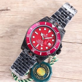 Самые популярные модели Rolex в зеленом и черном цветах объединен